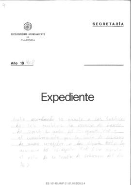 Auto acordando se circule a las justicias de los pueblos la renuncia del Barón de Horst la noche ...