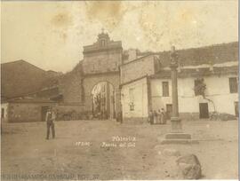 Puerta del Sol. Plasencia.