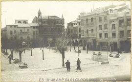 Plaza Mayor nevada. Plasencia.