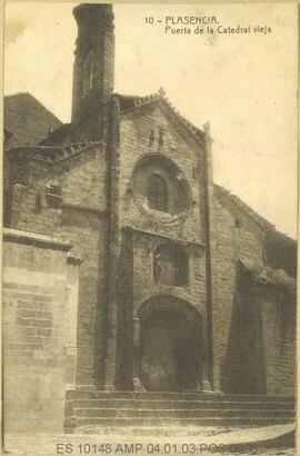 Puerta de la Catedral Vieja. Plasencia.